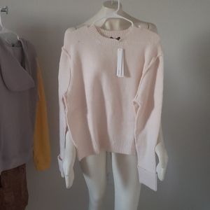 AQUA NWT Light sweater size medium